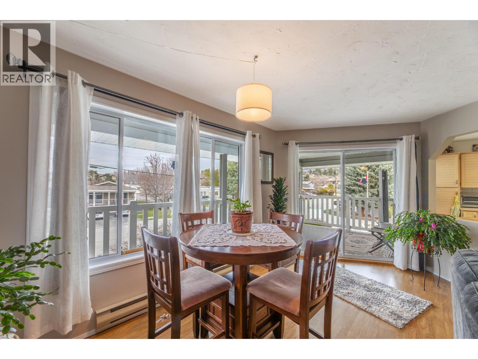 62 DAUPHIN Avenue Unit# 202, Penticton