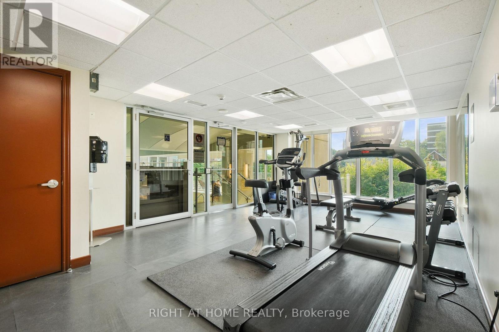 #2302 234 RIDEAU STREET - 29
