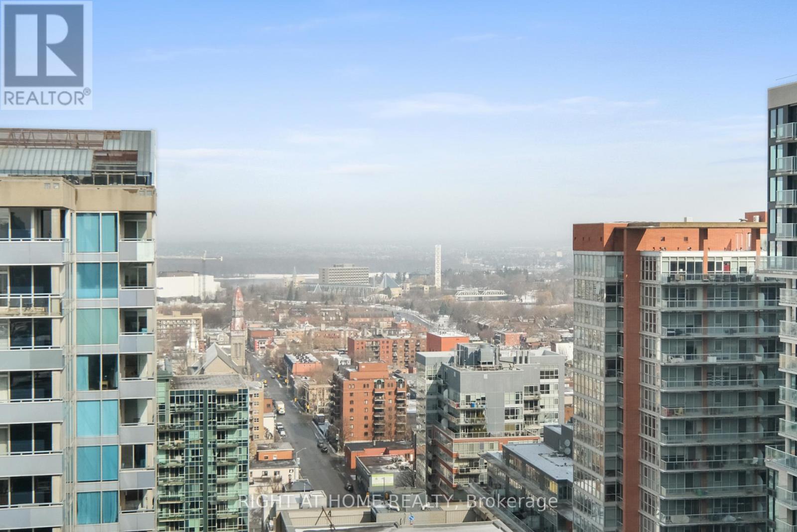 #2302 234 RIDEAU STREET - 41