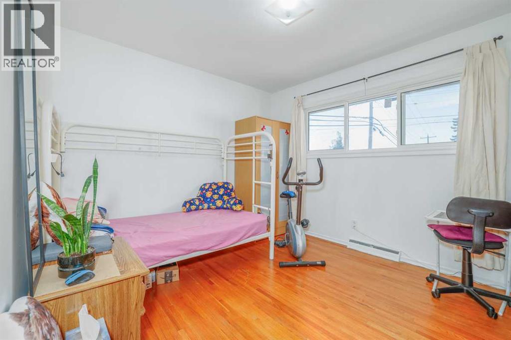 Single Family House Bungalow for Sale in   Avenue SE Forest Heights Calgary 