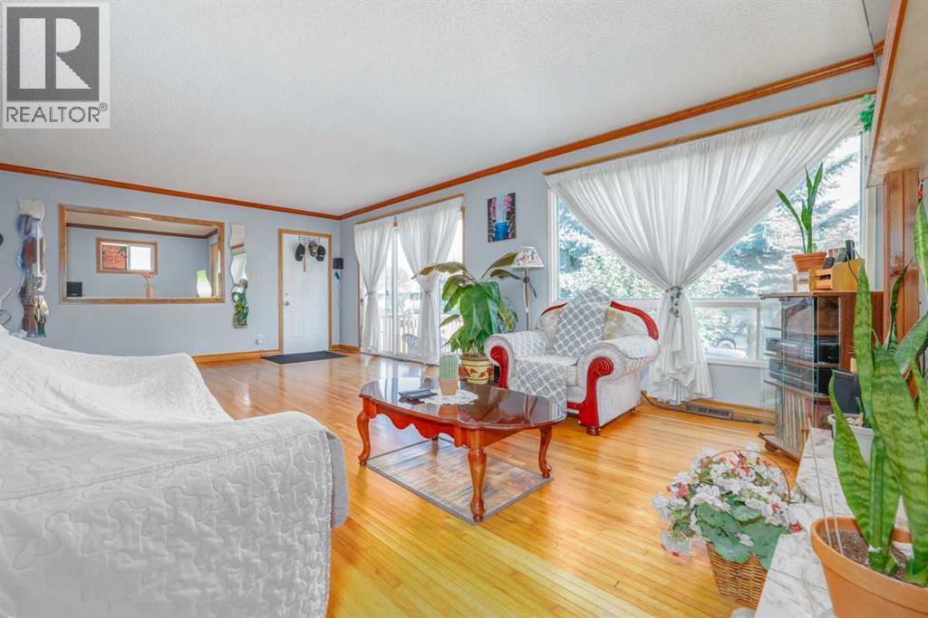 Single Family House Bungalow for Sale in   Avenue SE Forest Heights Calgary 