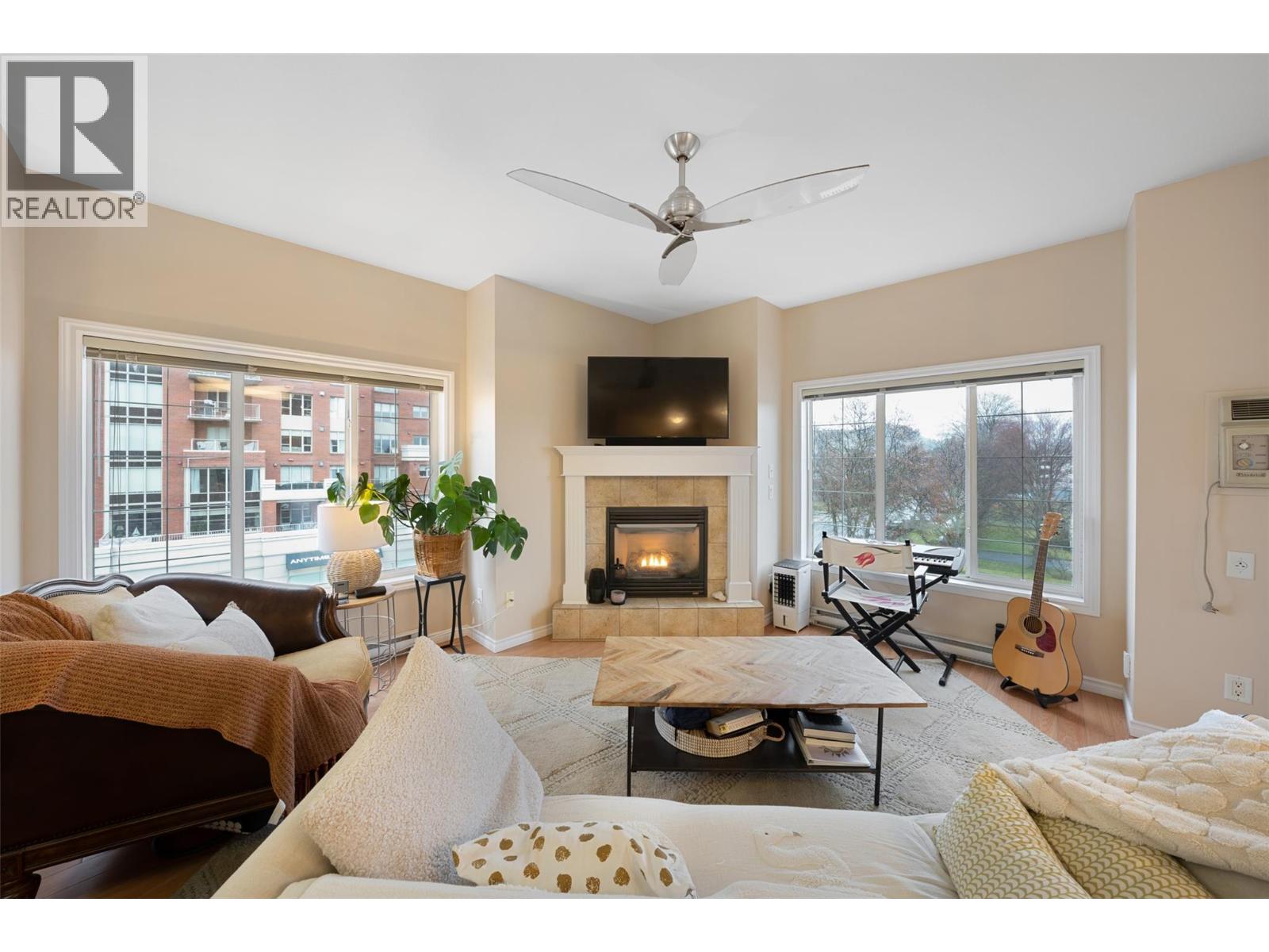 #401 1125 Bernard Avenue - 3