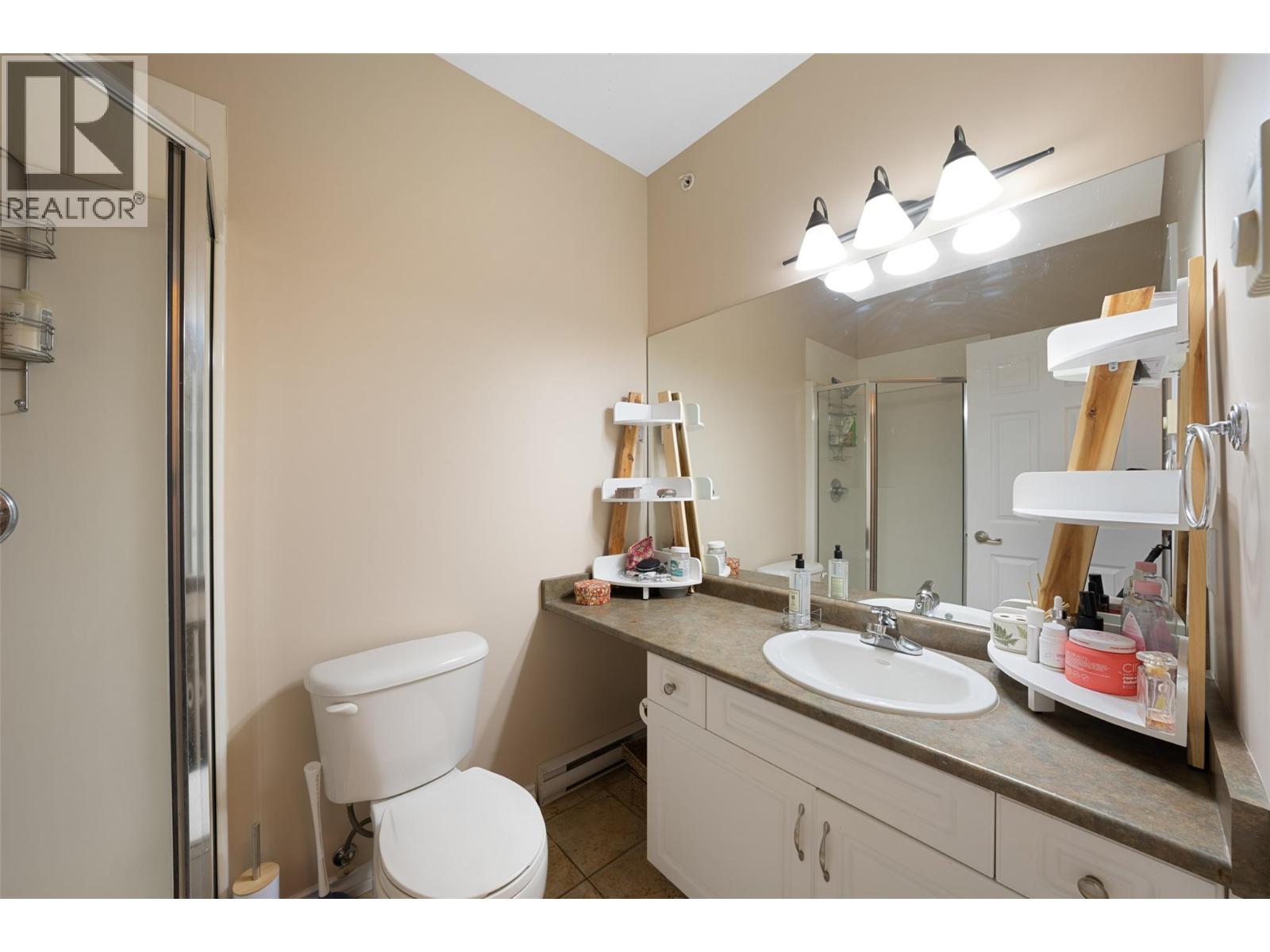 401 1125 Bernard Avenue, Kelowna