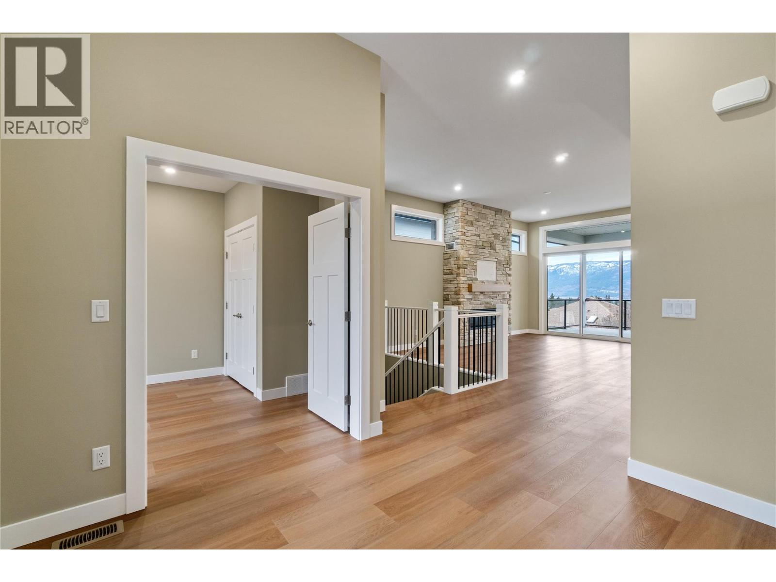 1905 35 Street NE, Salmon Arm