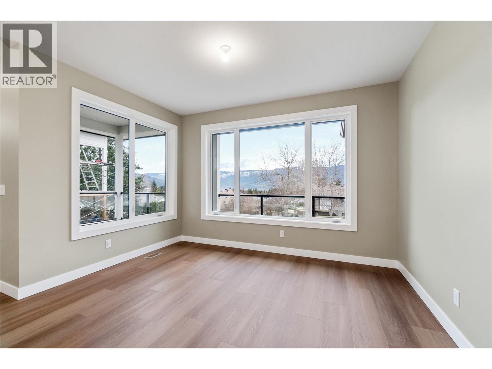 1905 35 Street NE, Salmon Arm