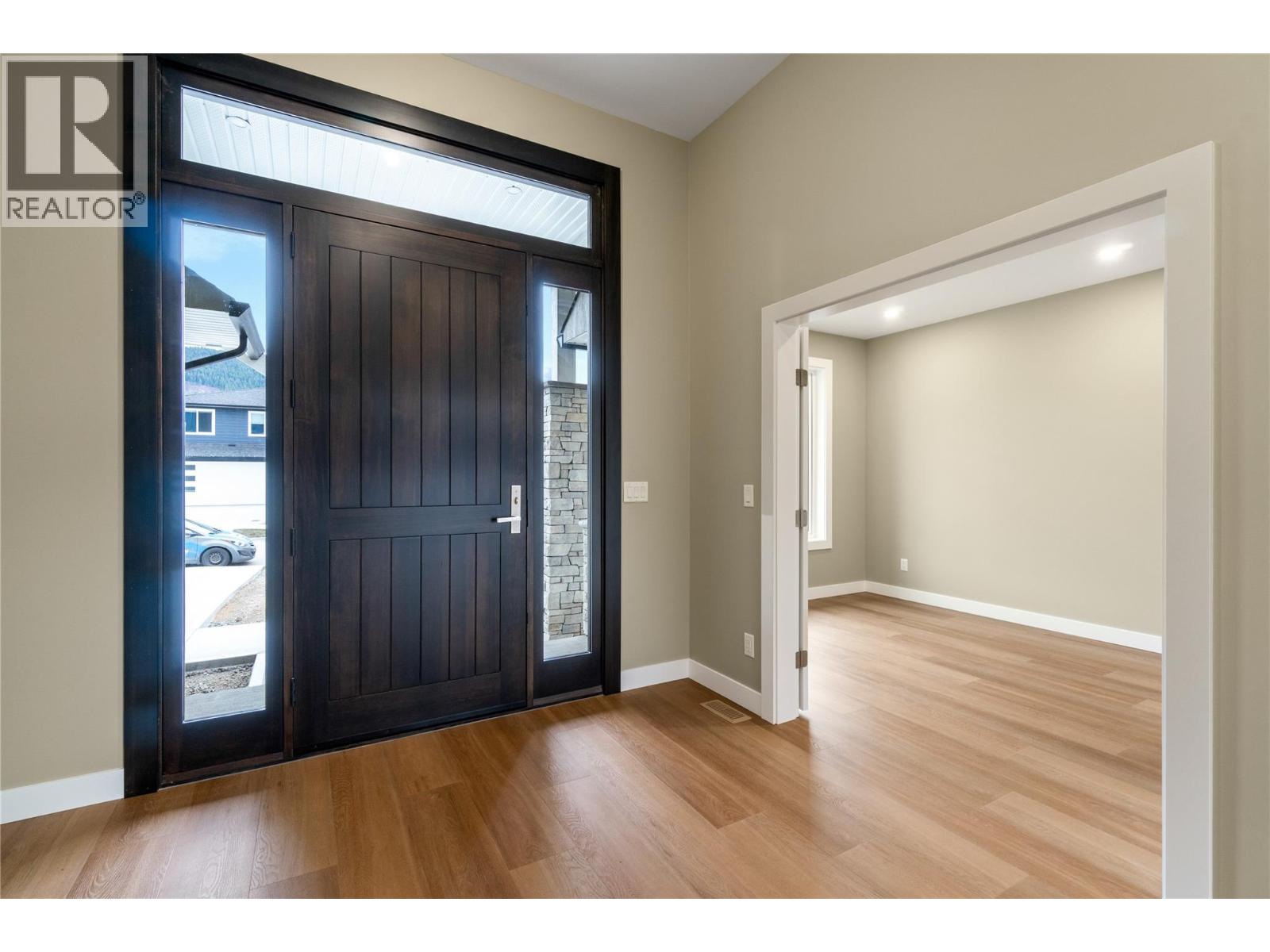 1905 35 Street NE, Salmon Arm