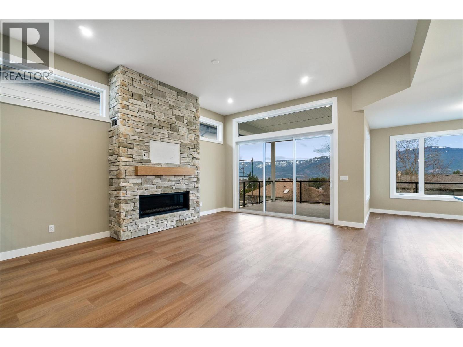 1905 35 Street NE, Salmon Arm