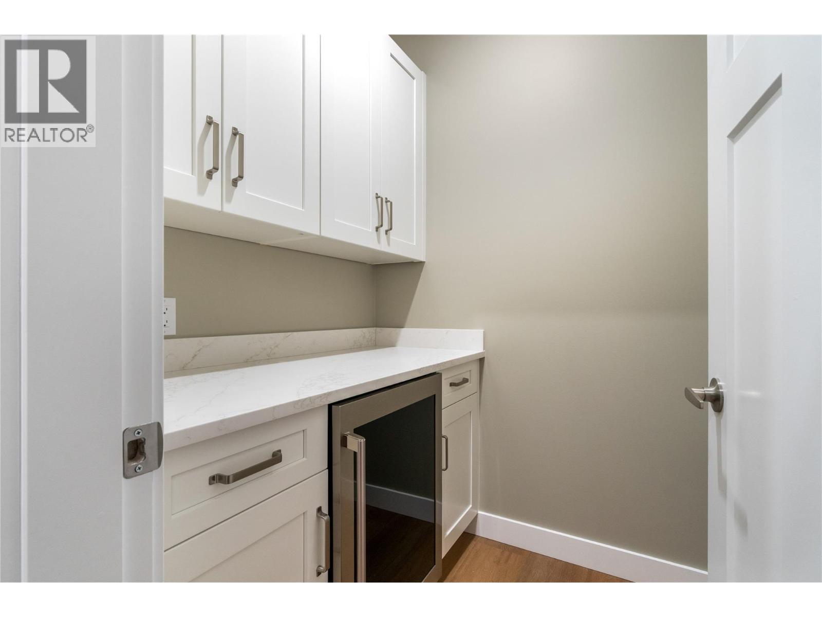 1905 35 Street NE, Salmon Arm