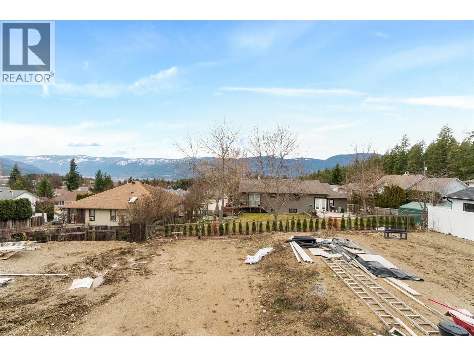 1905 35 Street NE, Salmon Arm