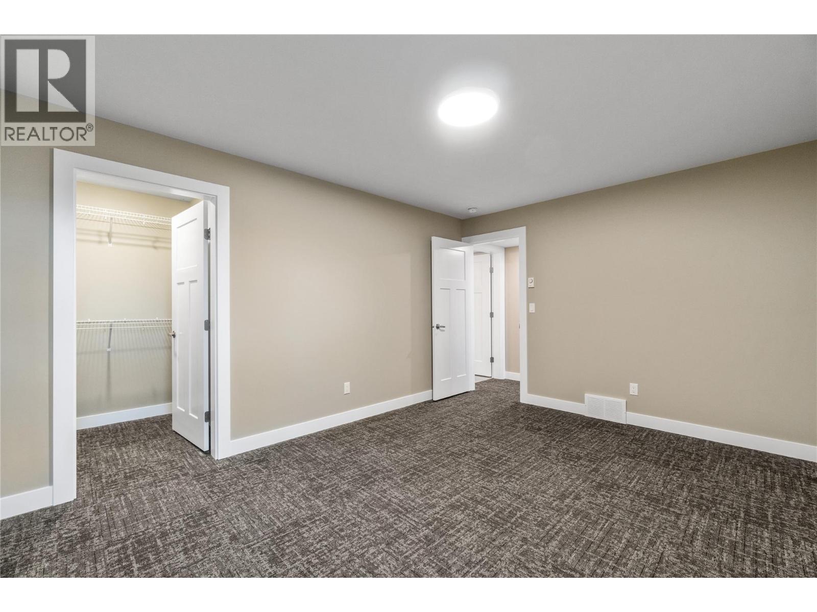 1905 35 Street NE, Salmon Arm