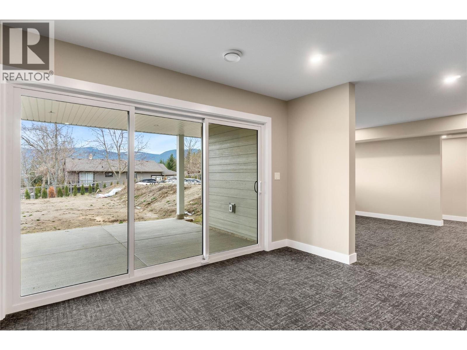 1905 35 Street NE, Salmon Arm