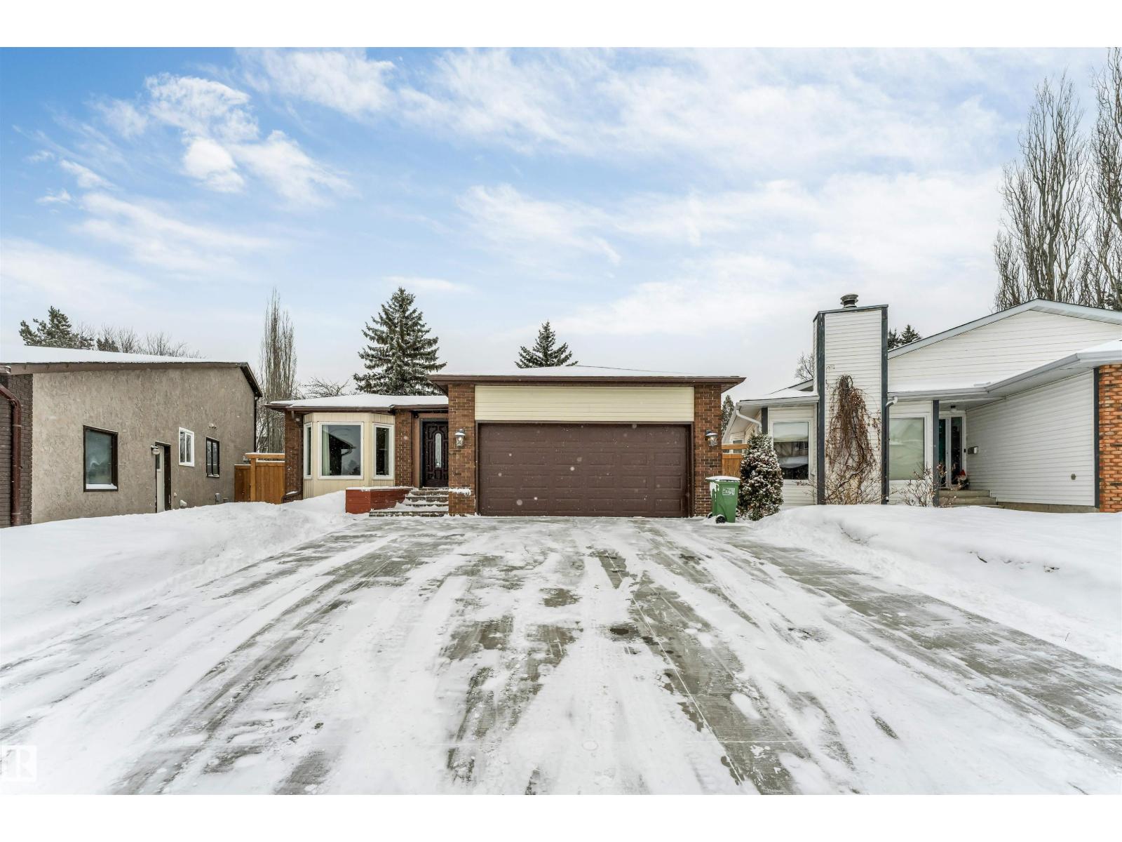 18403 55 AV NW, Edmonton