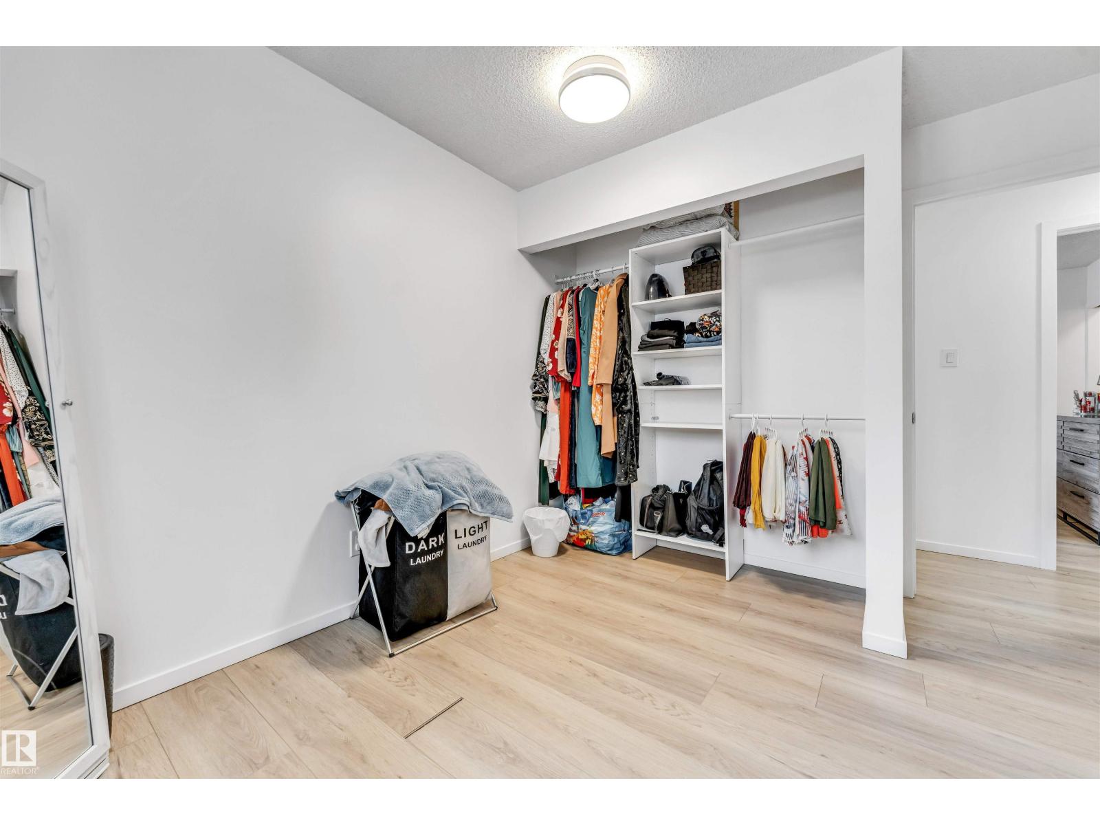 18403 55 AV NW, Edmonton