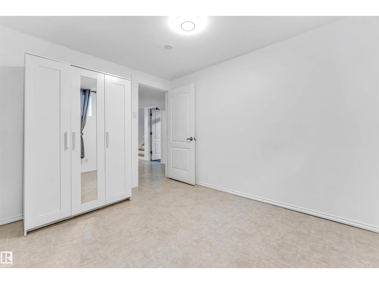 18403 55 AV NW, Edmonton