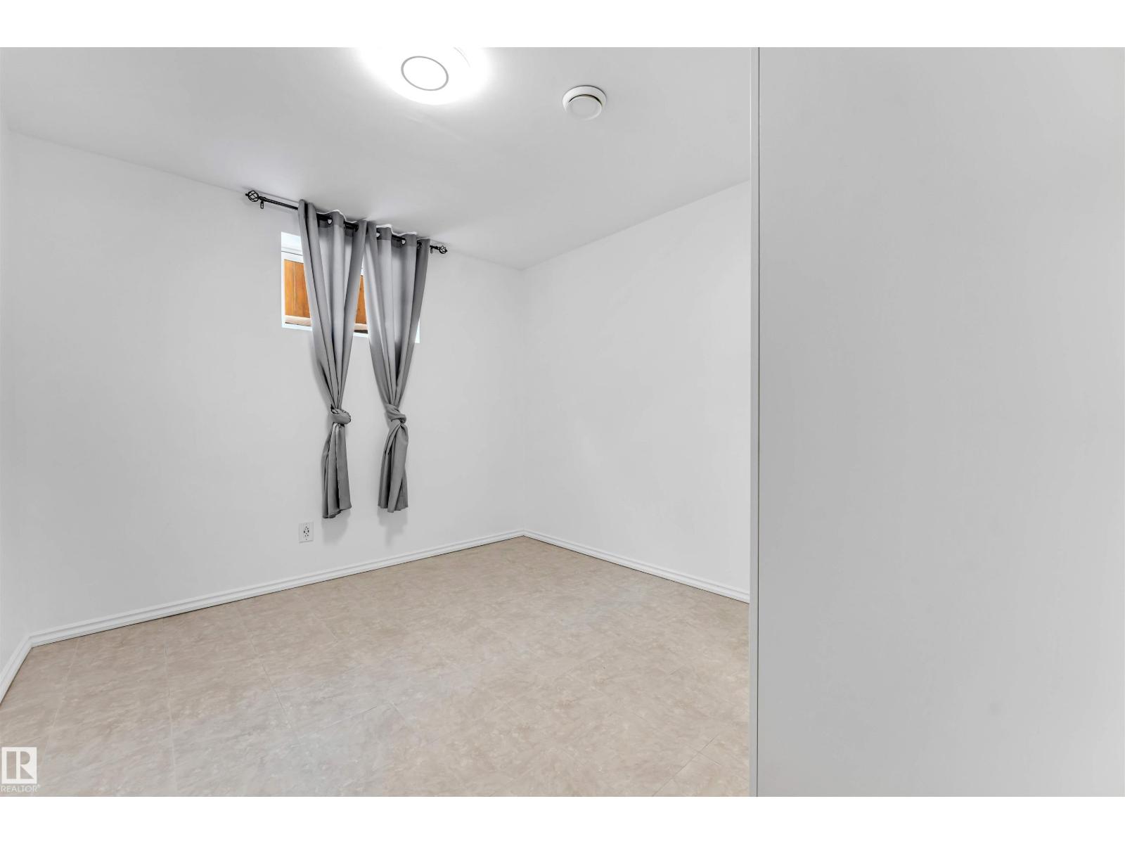 18403 55 AV NW, Edmonton