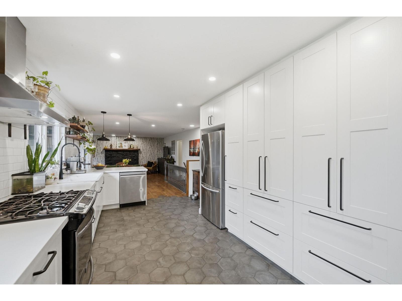 7718 ALPINE PLACE, Mission