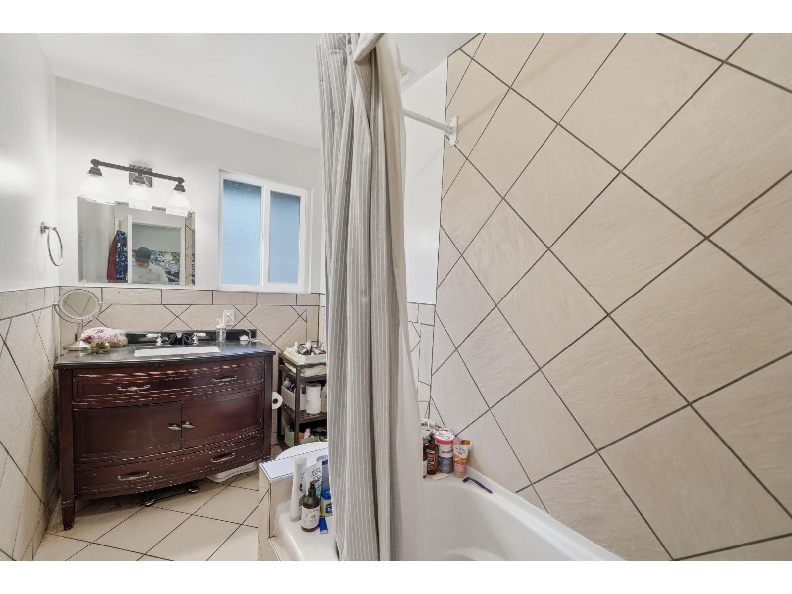 7718 ALPINE PLACE, Mission