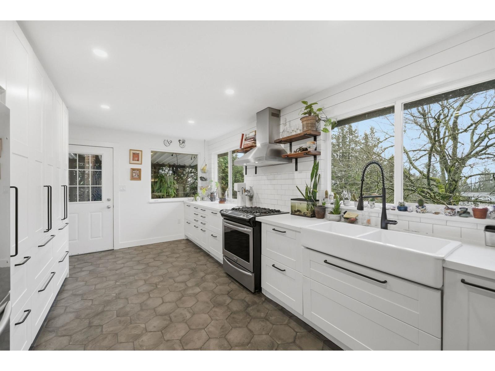 7718 ALPINE PLACE, Mission