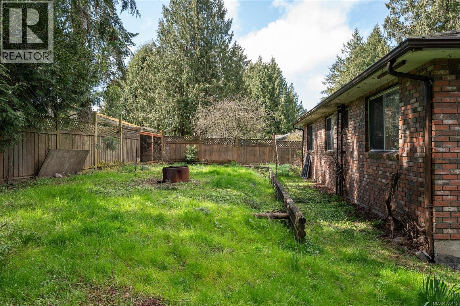 1819 MEADOWLARK CRES - 29