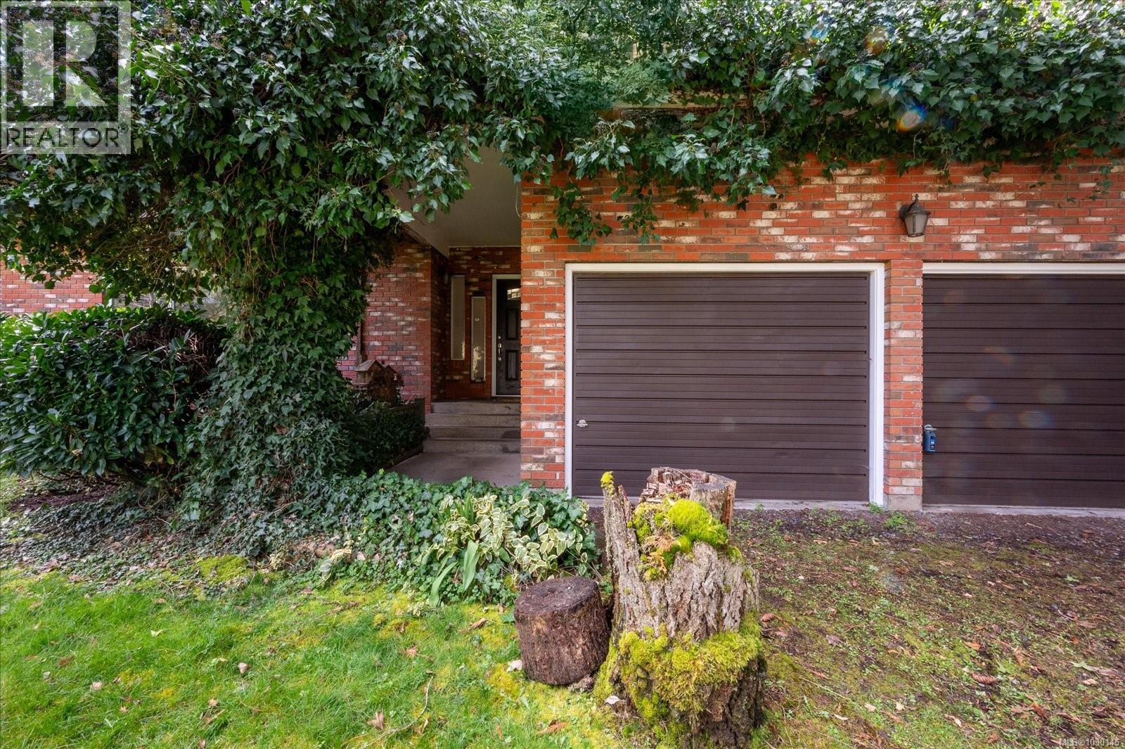 1819 MEADOWLARK CRES - 8