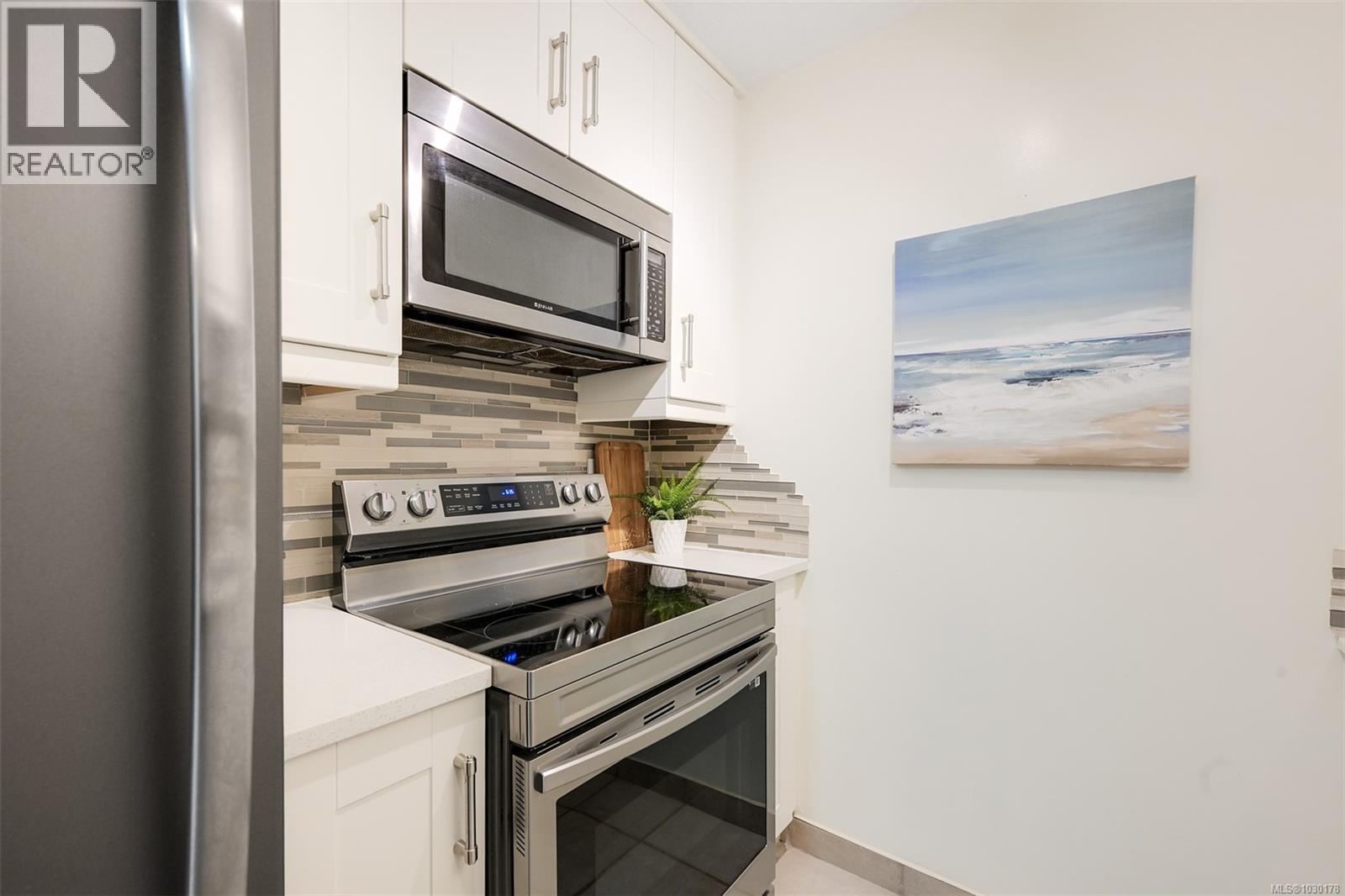 1008 835 View St, Victoria