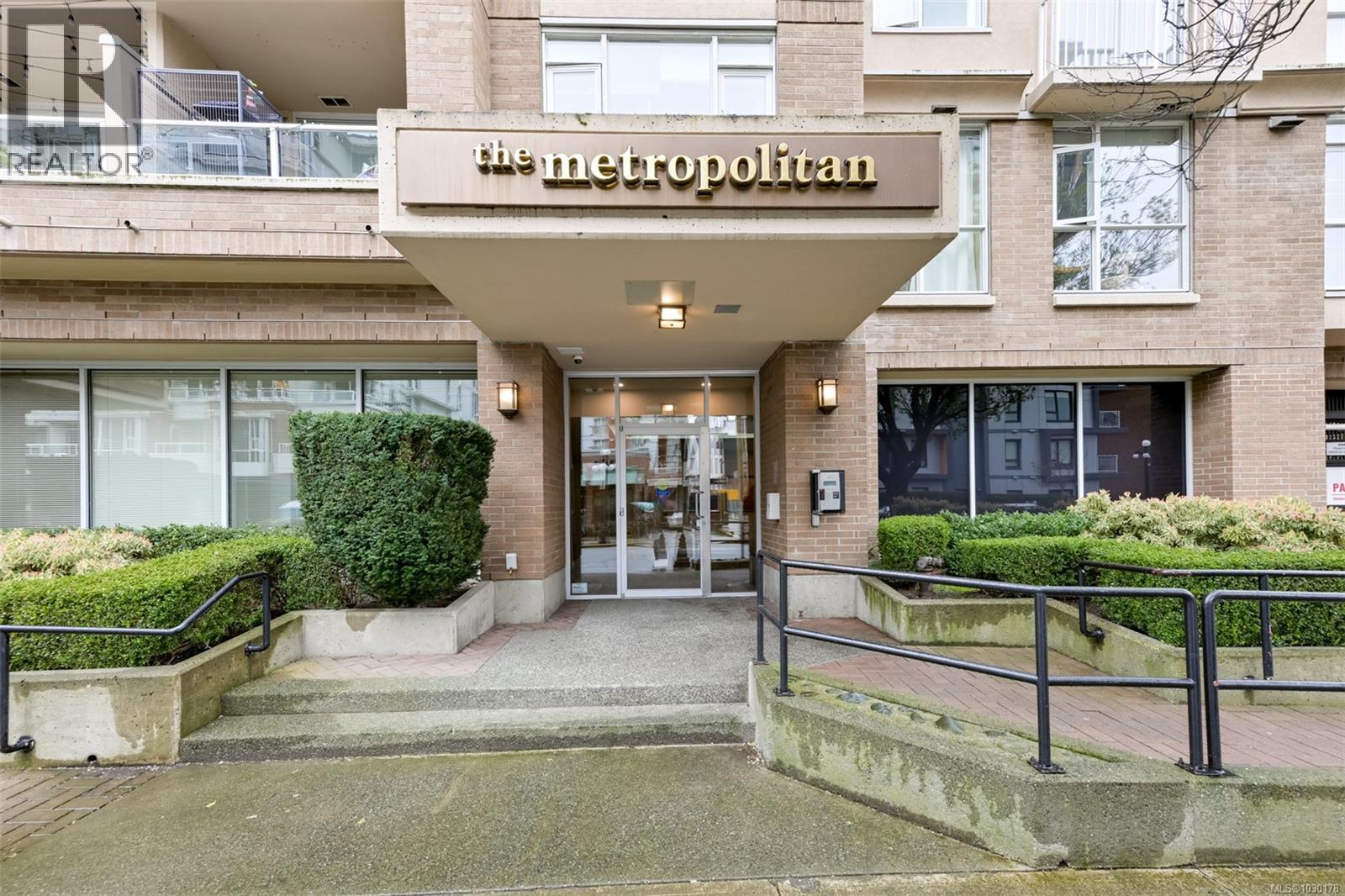 1008 835 View St, Victoria