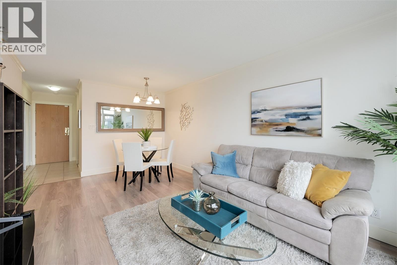 1008 835 View St, Victoria