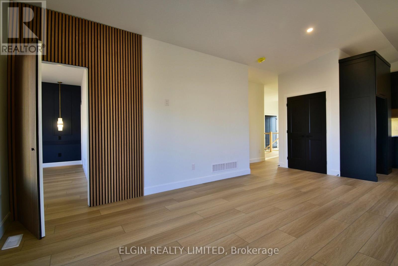 173 RENAISSANCE DRIVE - 17