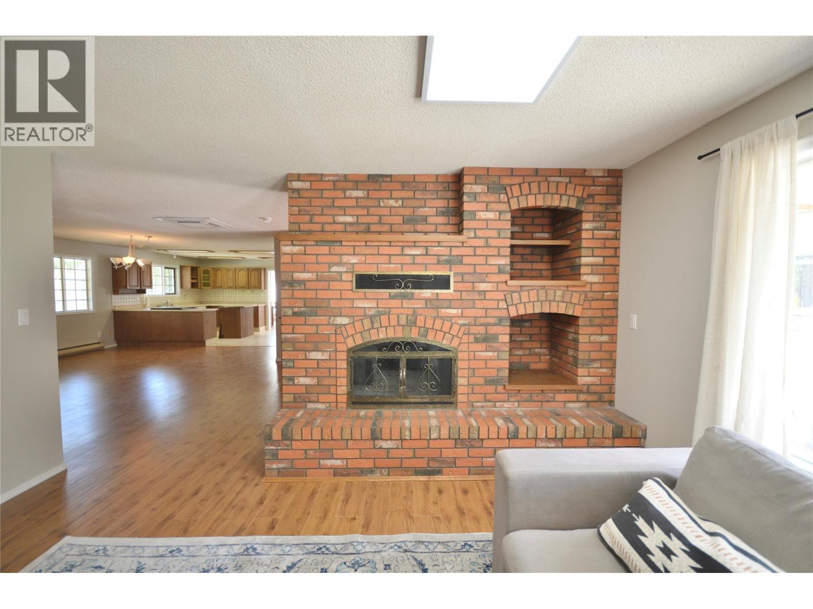 10151 CHASE ROAD - 16