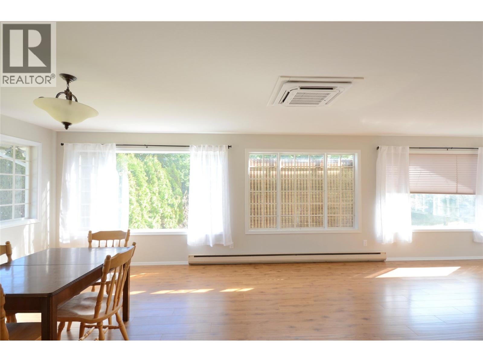 10151 Chase Road - 25