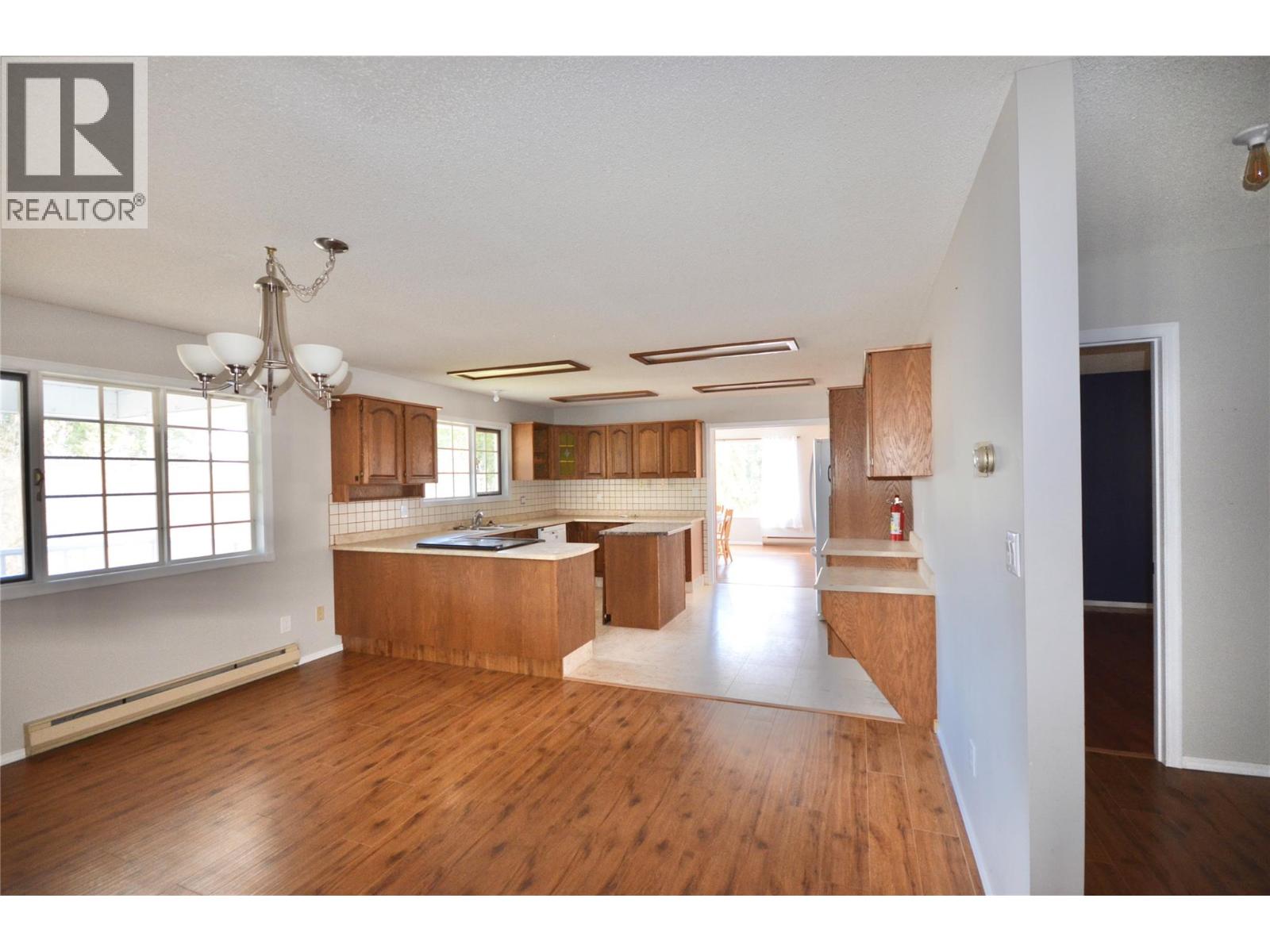 10151 Chase Road - 20