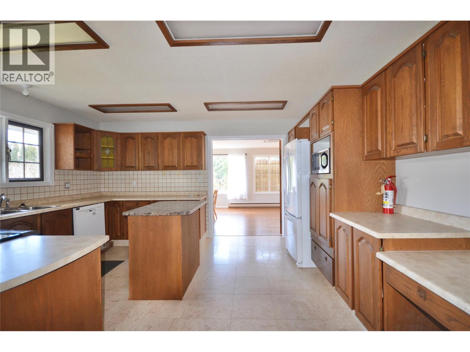 10151 Chase Road - 24