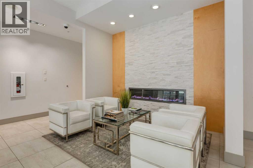 Single Family House for Sale in    Avenue NW Hillhurst Calgary 