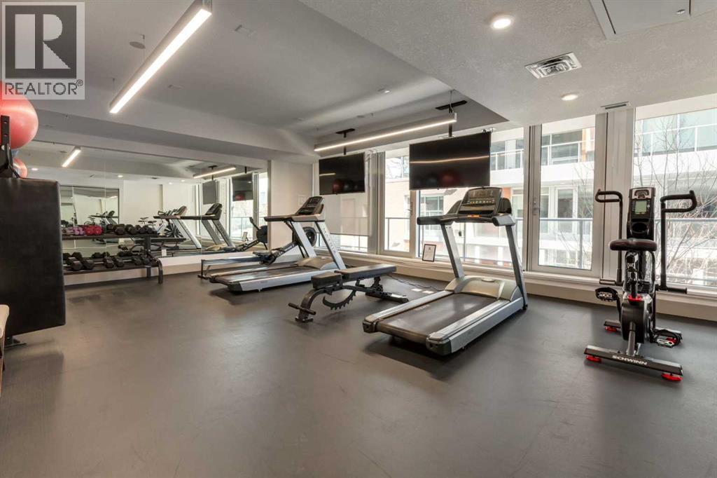 Single Family House for Sale in    Avenue NW Hillhurst Calgary 