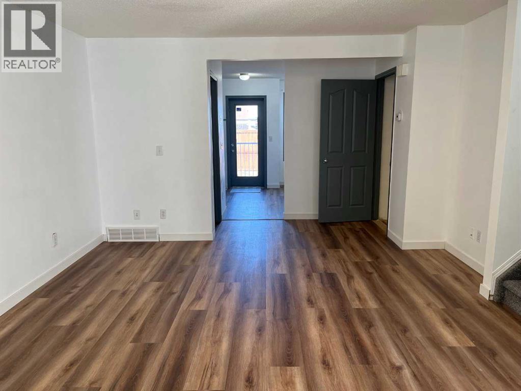 Single Family House for Sale in   Tarawood Lane NE Taradale Calgary 