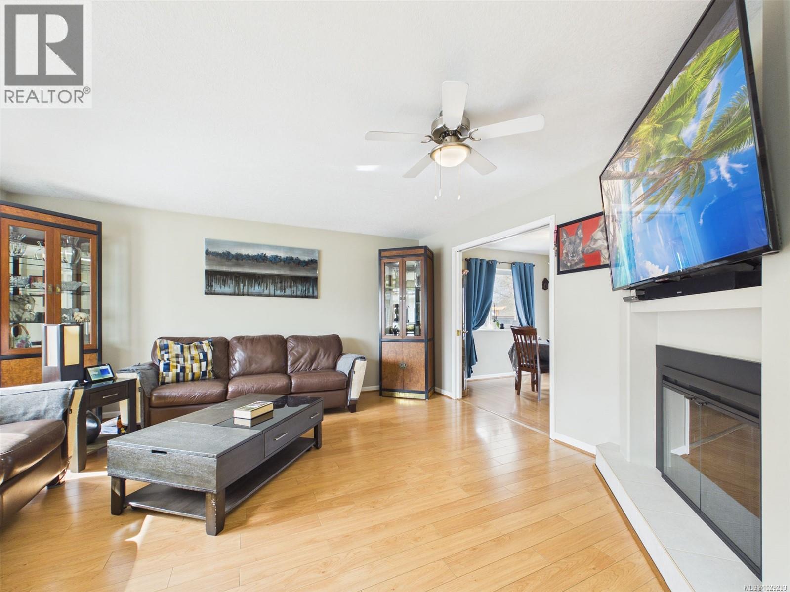 891 ESSLINGER RD - Image 2