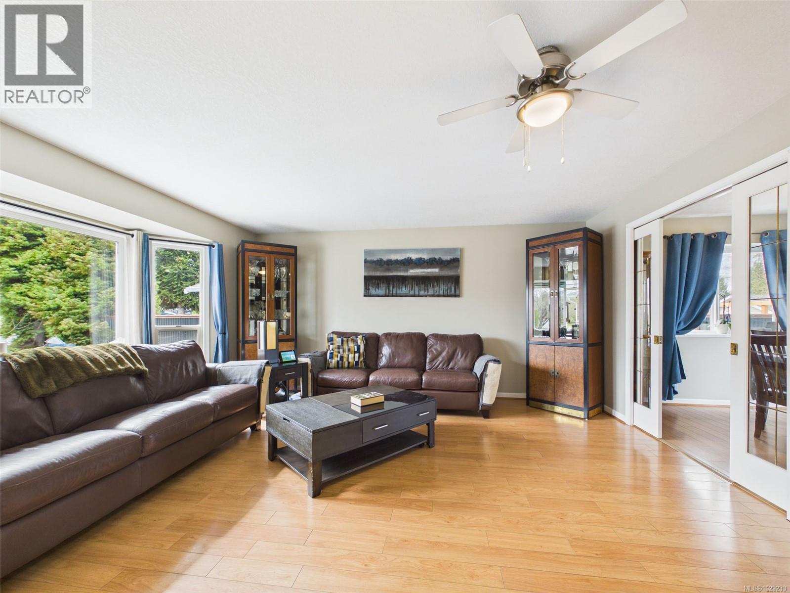 891 Esslinger Rd - 6