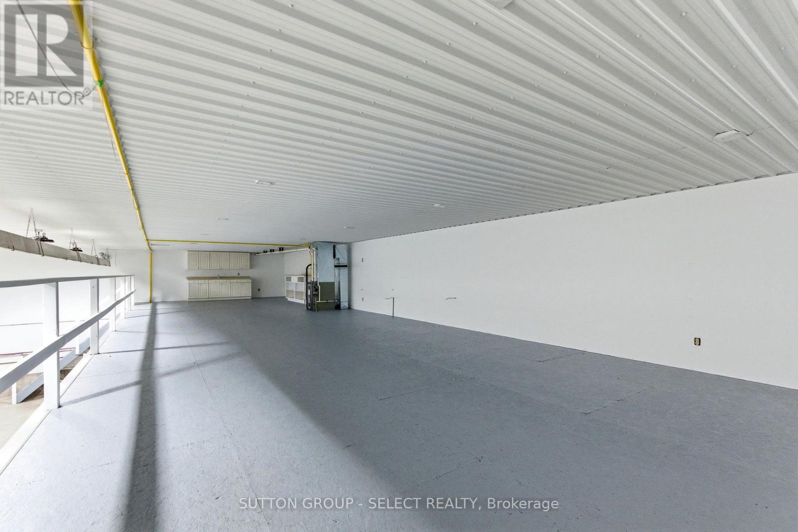 120 THAMES ROAD W Property Photo