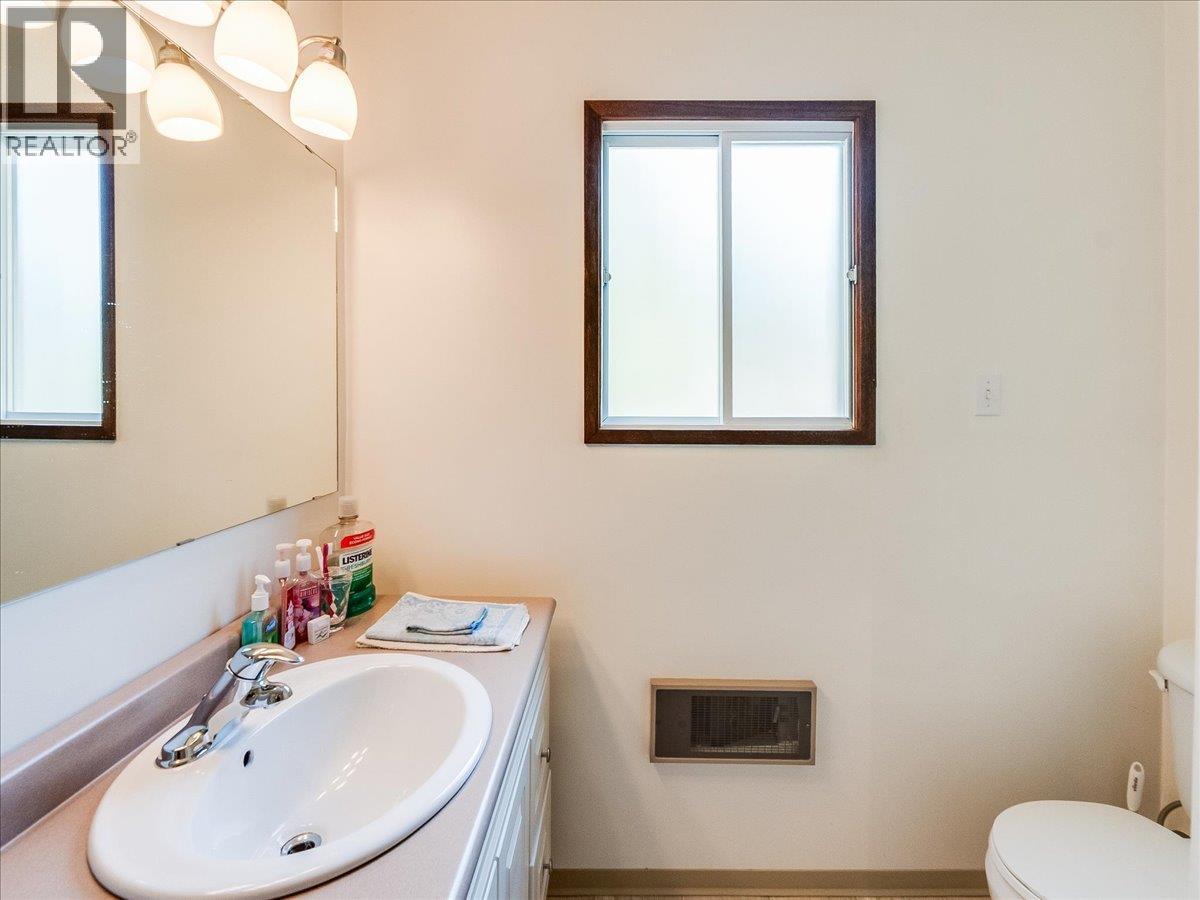 5641 Slocan River Road, Winlaw