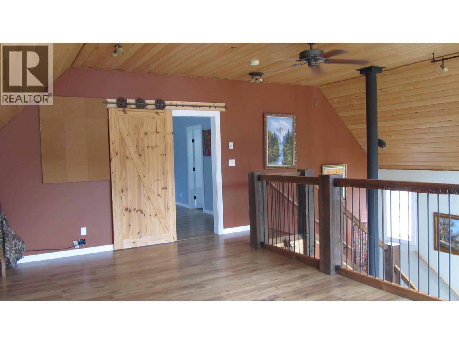 2644 EAGLE CREEK ROAD - 25