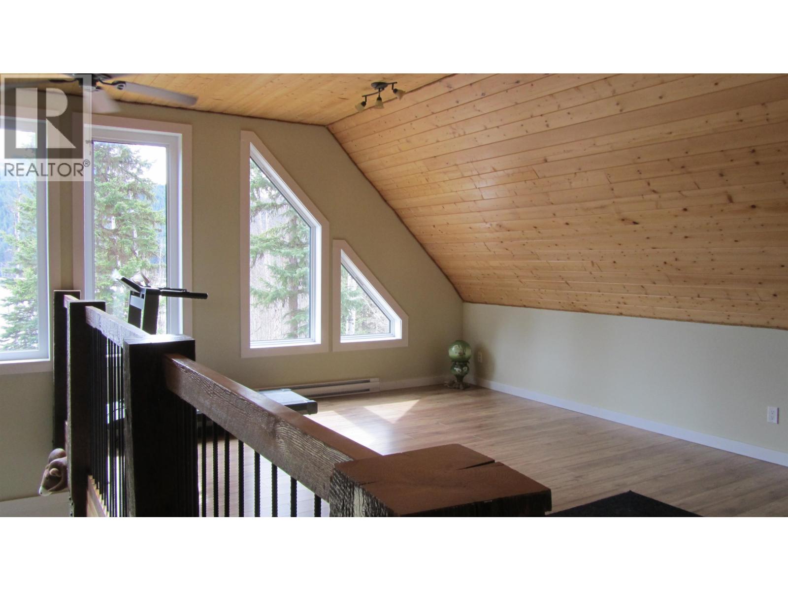2644 EAGLE CREEK ROAD - 26