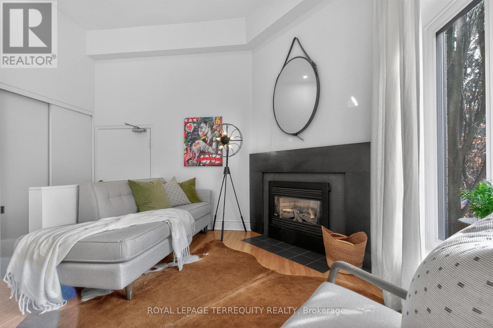#1 75 MARKHAM STREET - 6