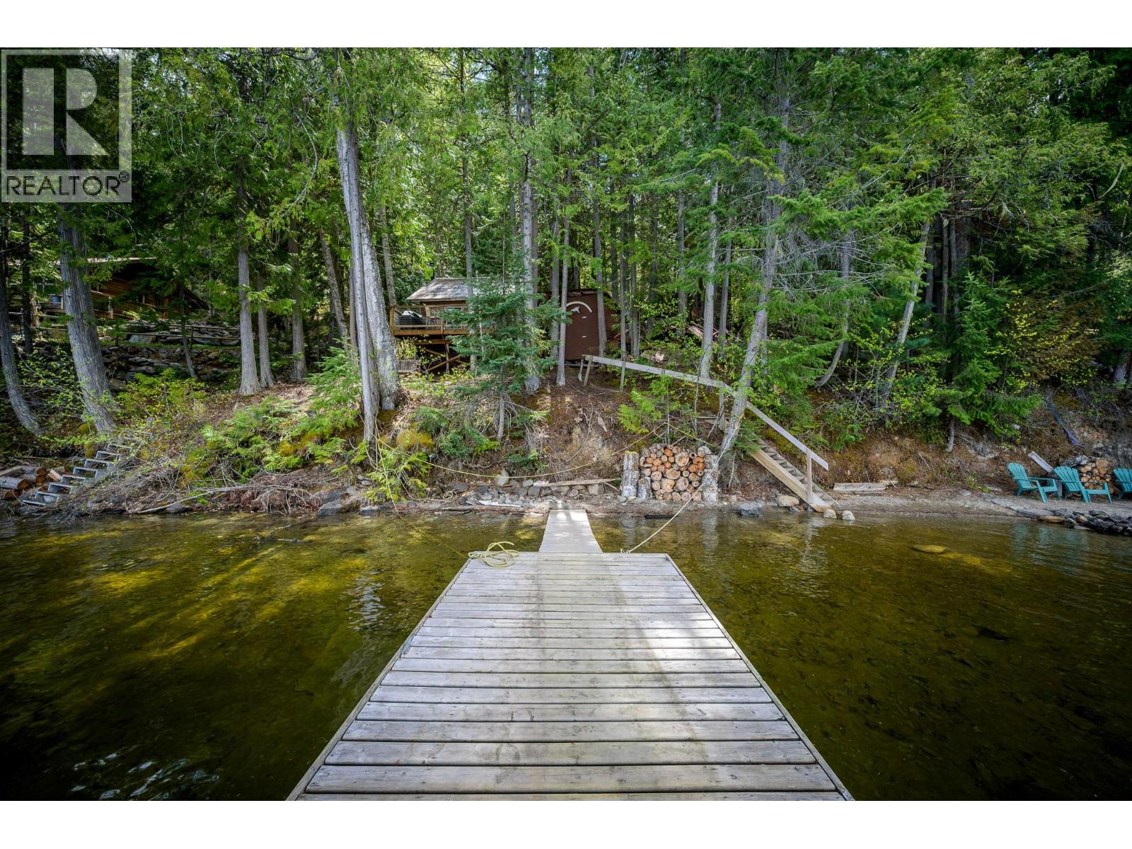 5319 EAST BARRIERE LAKE FS Road, Barriere