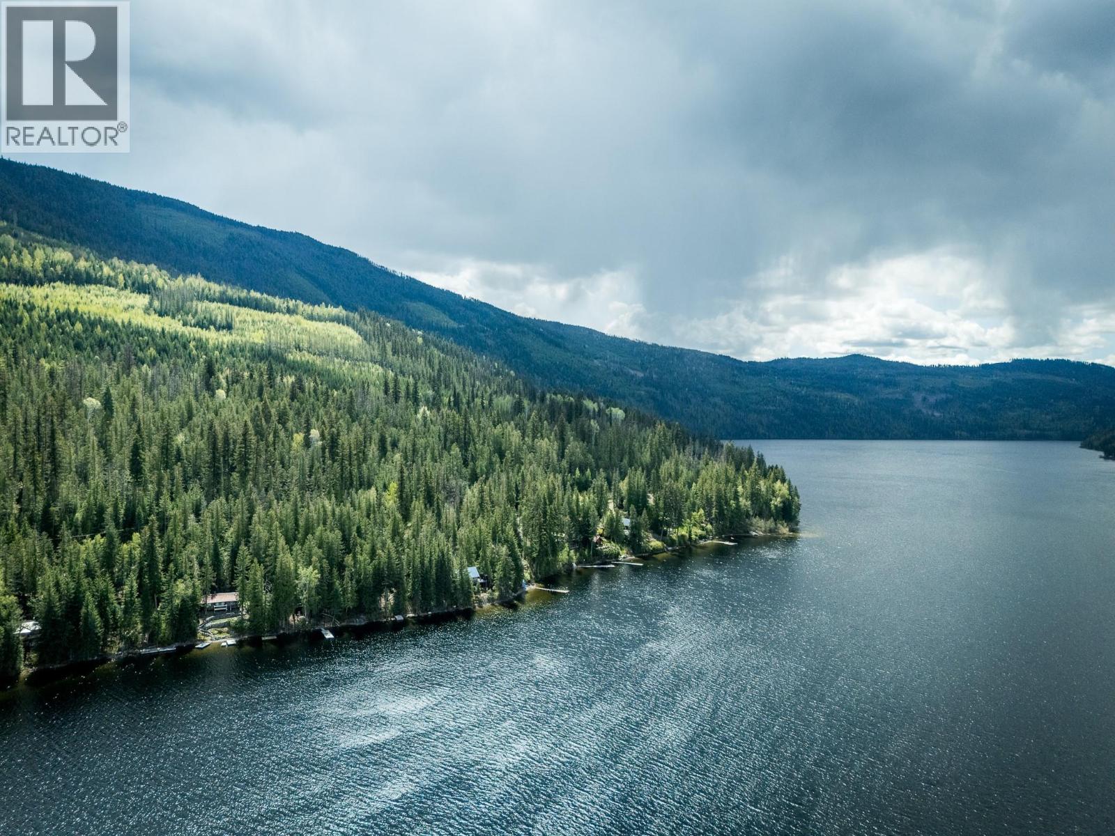 5319 EAST BARRIERE LAKE FS Road, Barriere