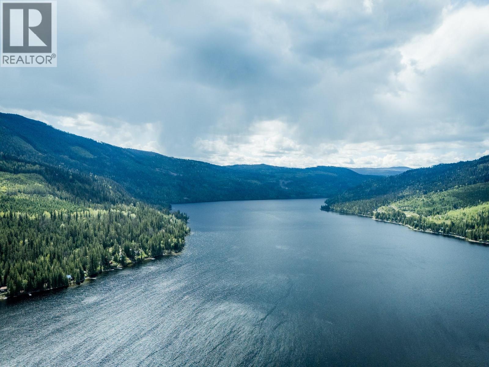 5319 EAST BARRIERE LAKE FS Road, Barriere