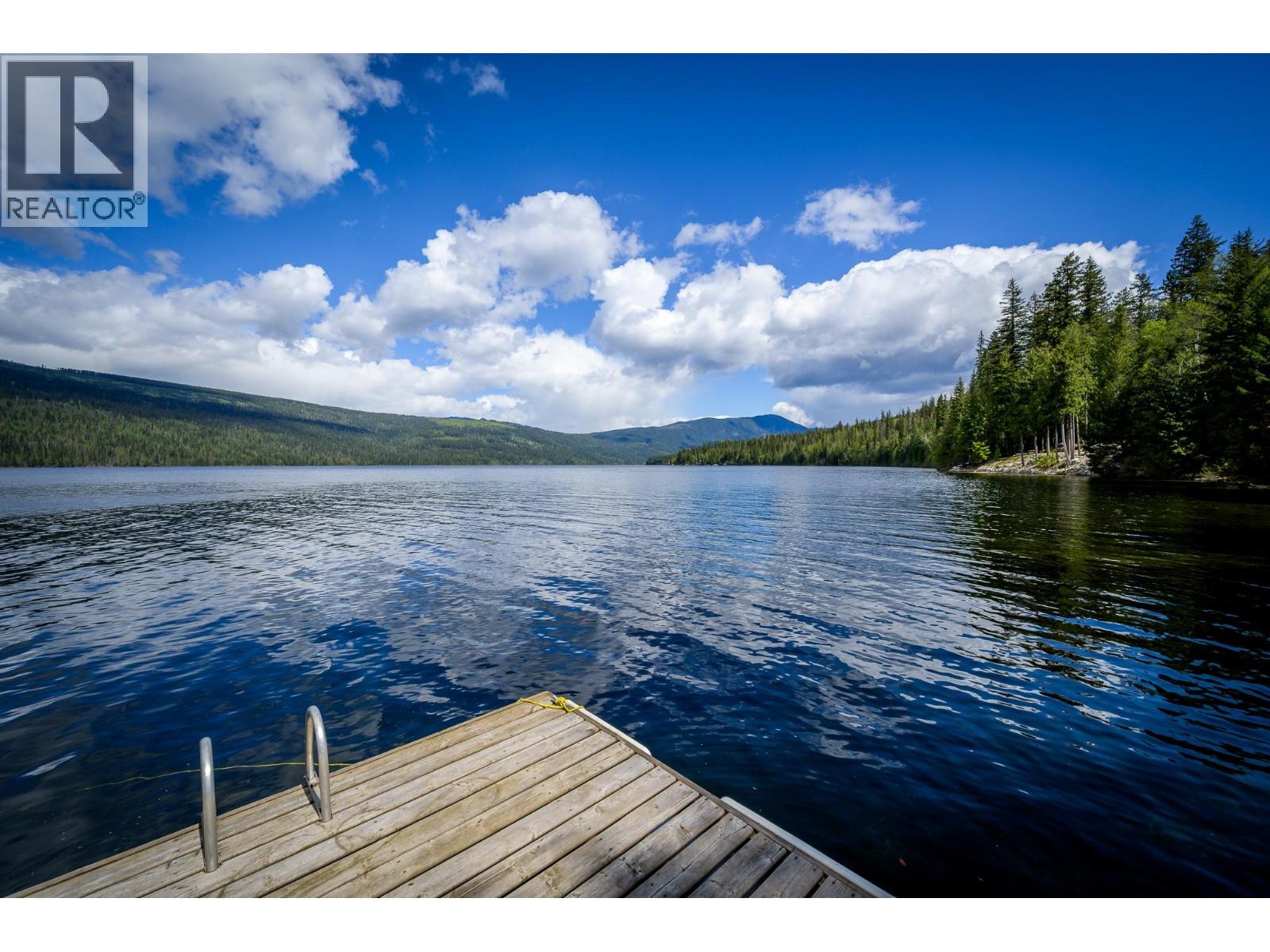 5319 EAST BARRIERE LAKE FS Road, Barriere