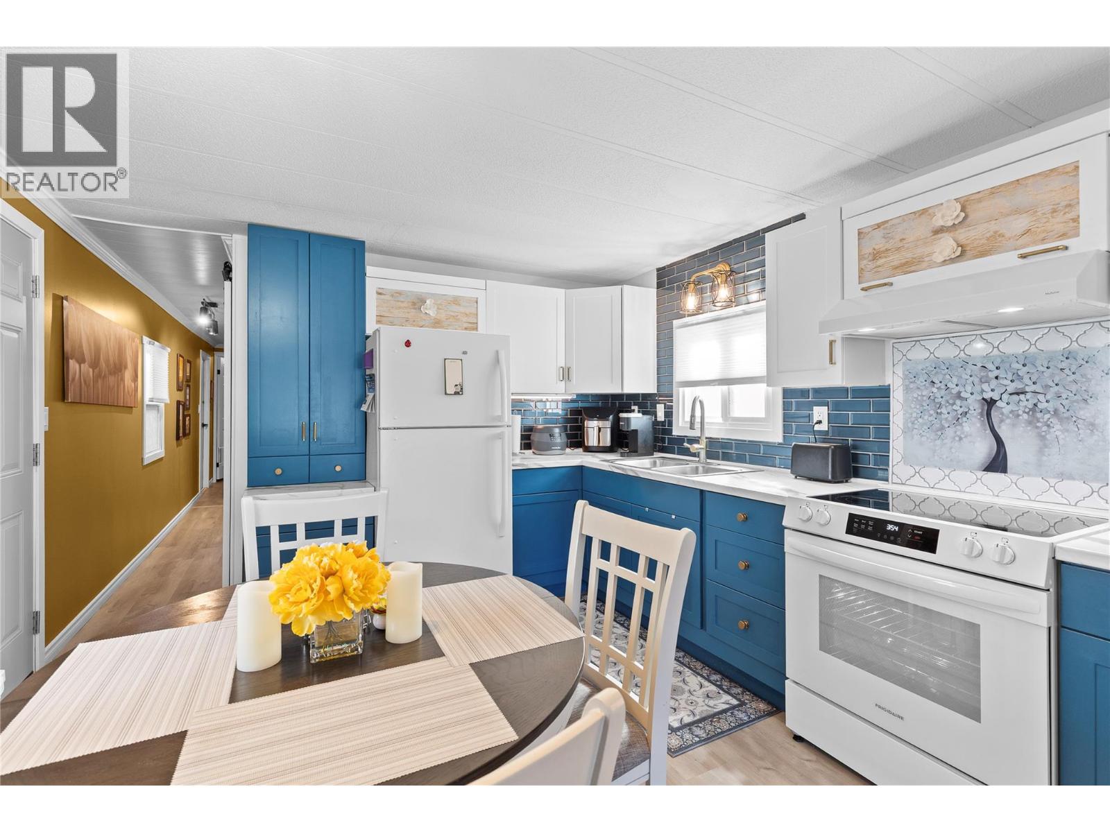 98 15401 Kalamalka Lake Road, Vernon