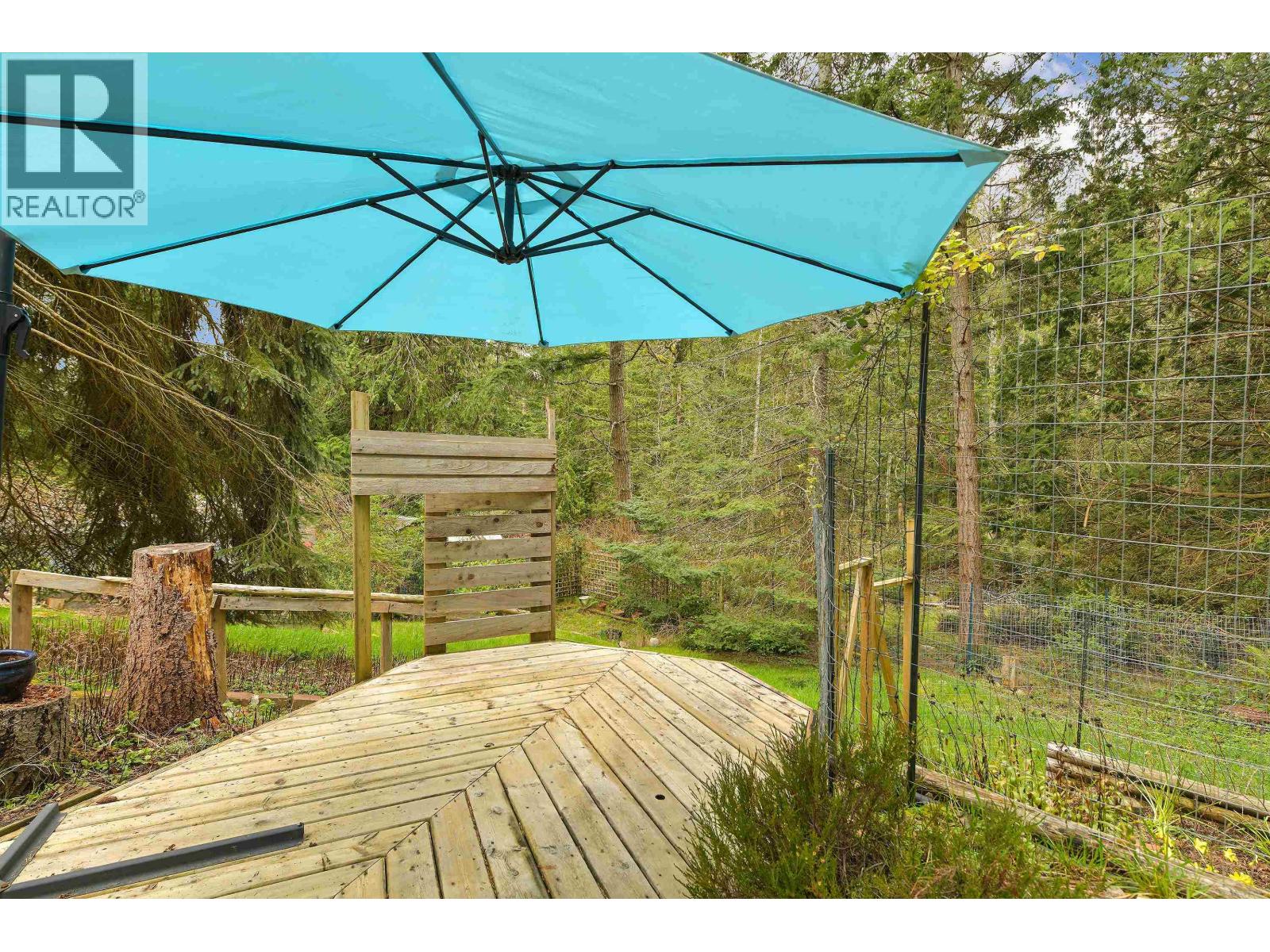 568 BAYVIEW DRIVE, Mayne Island