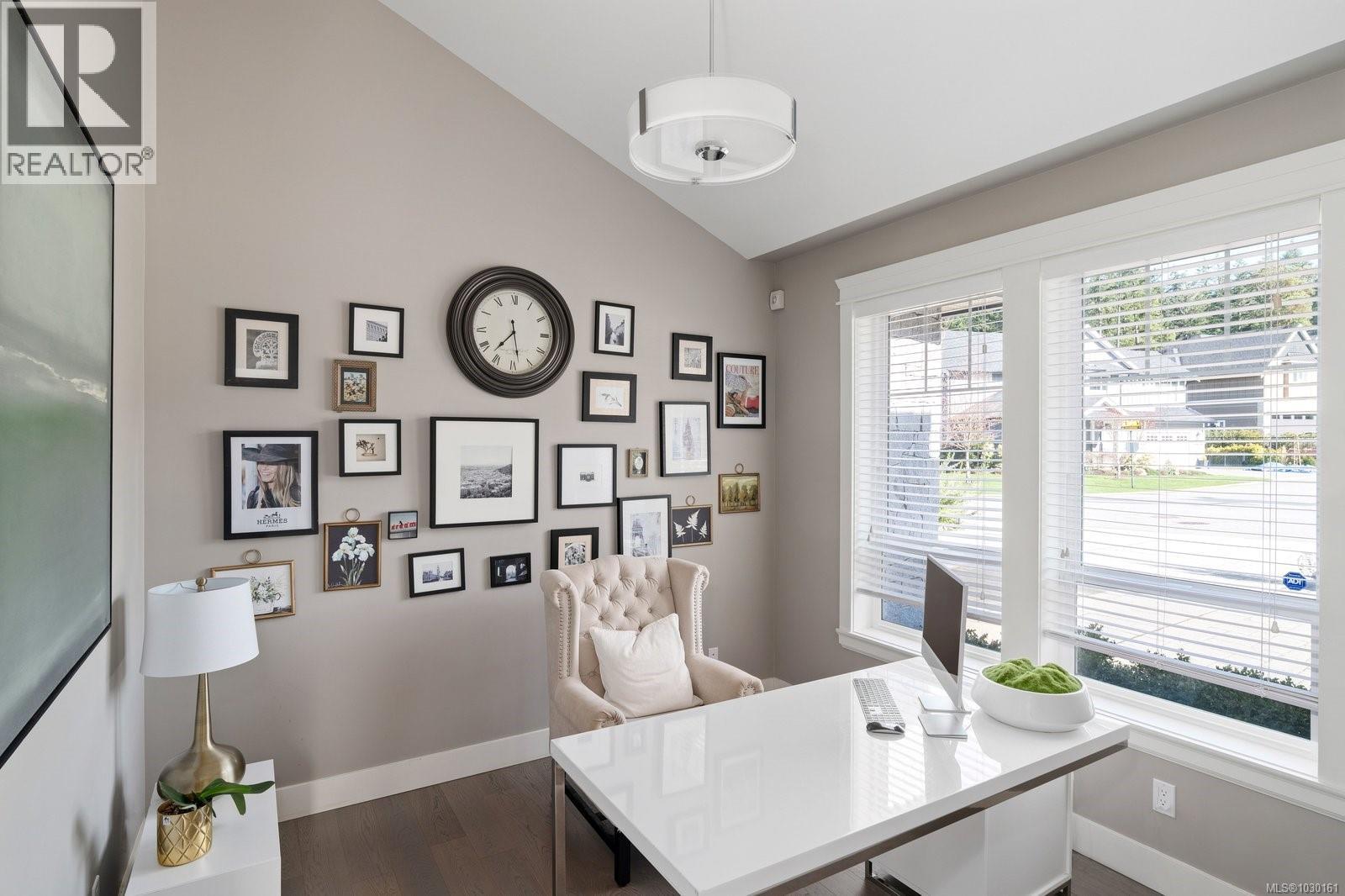 2168 CHAMPIONS WAY - 30