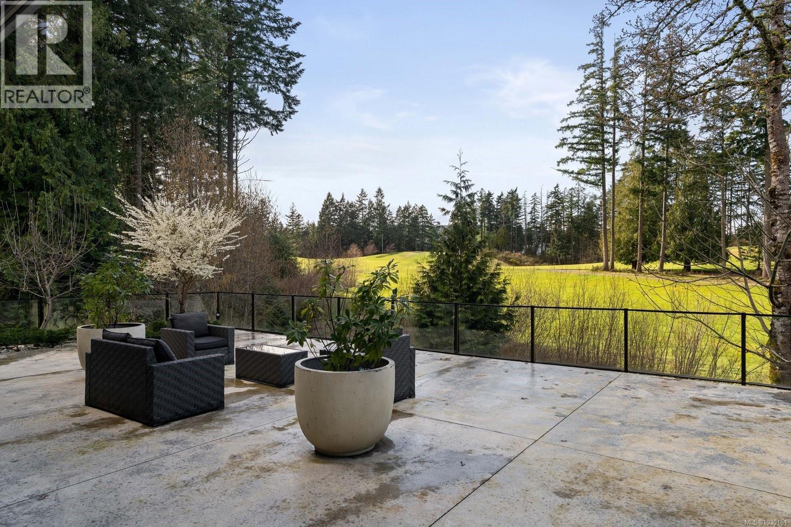 2168 CHAMPIONS WAY - 43